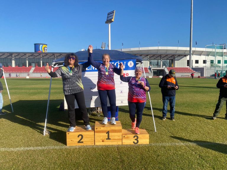 Brillante actuación de atletas