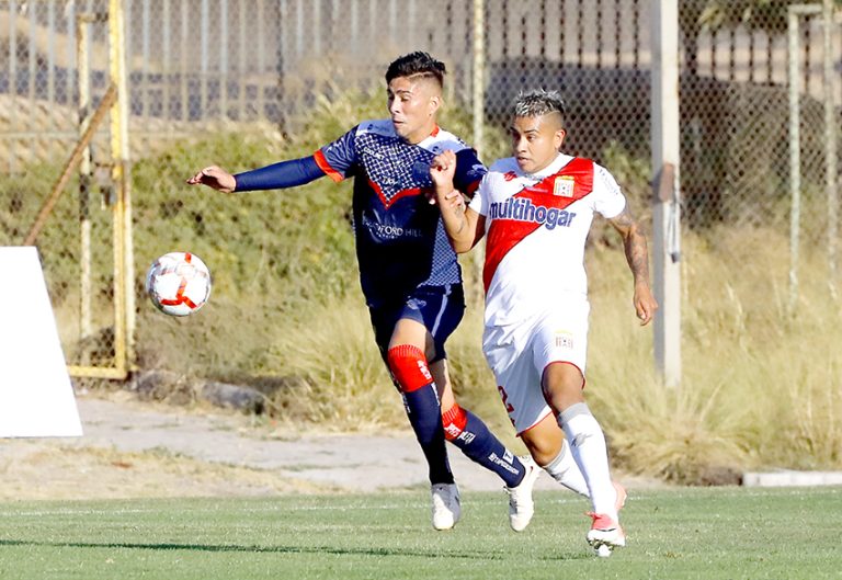 Cancha blanda para Curicó Unido vs Recoleta
