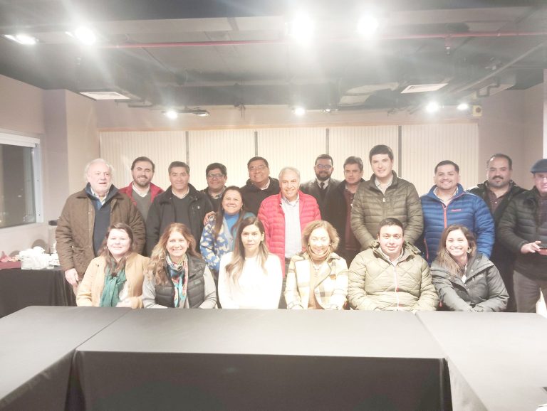 Celso Morales se reunió con candidatos  a concejales y consejeros de Chile Vamos