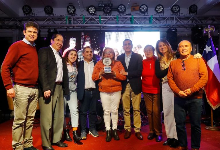Municipio de Curicó celebró a los dirigentes vecinales en su día