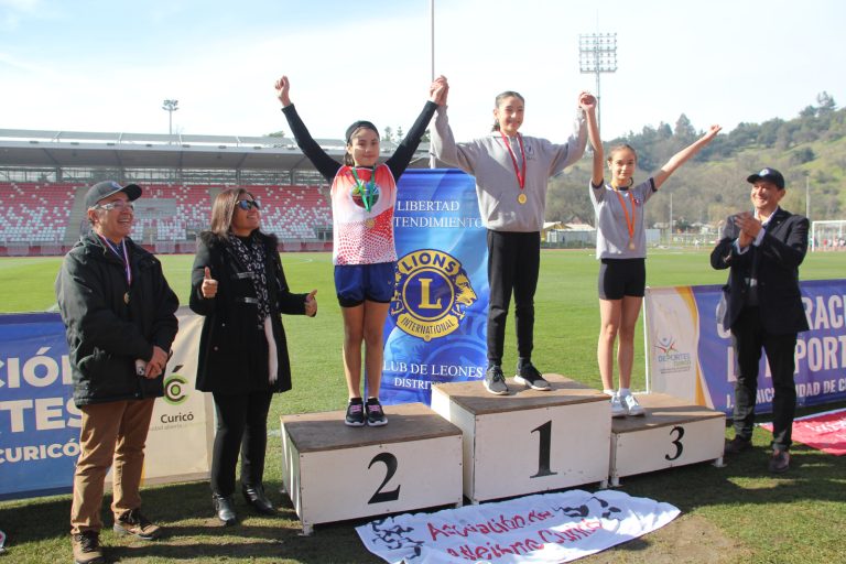 Todo un éxito Torneo Atlético “Día del Niño” León Manuel Stange Marchant