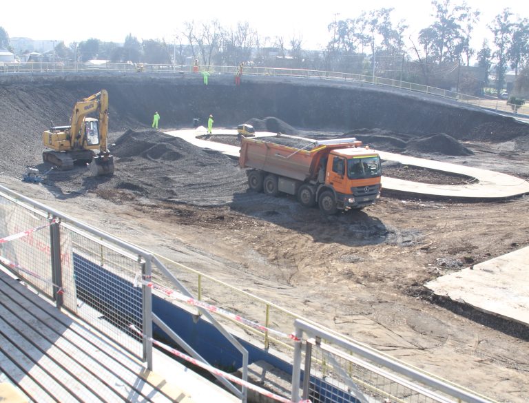 Realizan visita a las obras de mejoramiento del Velódromo “Manuel Gallardo” de Curicó