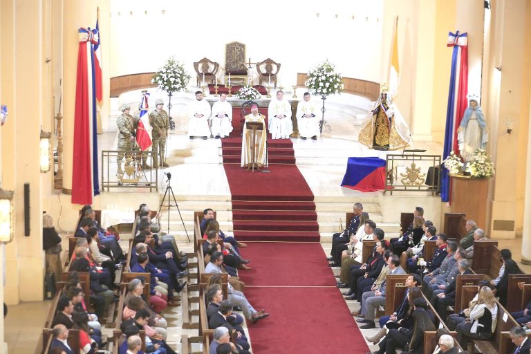 Izamiento de la bandera y Te Deum Ecuménico se realizaron en Talca