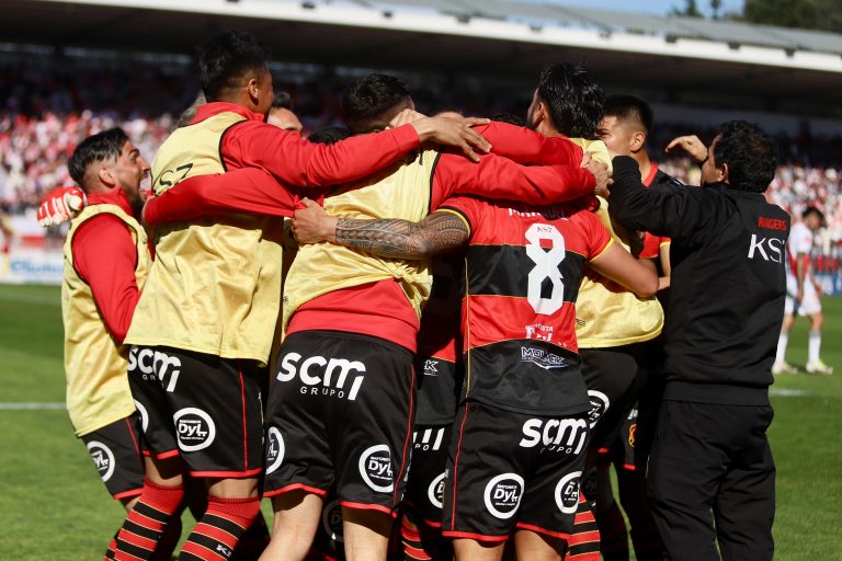 El uno por uno de los jugadores rojinegros en el Clásico del Maule