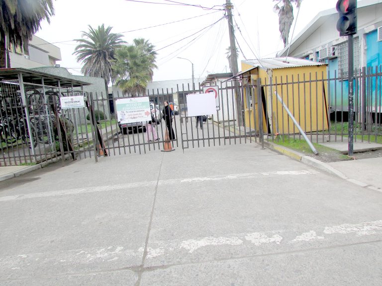 Cierre de calle Membrillar sigue  provocando problemas en Curicó