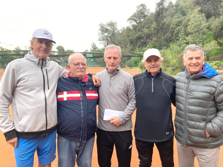 “Lindo hacerles un homenaje en vida a leyendas del tenis curicano”
