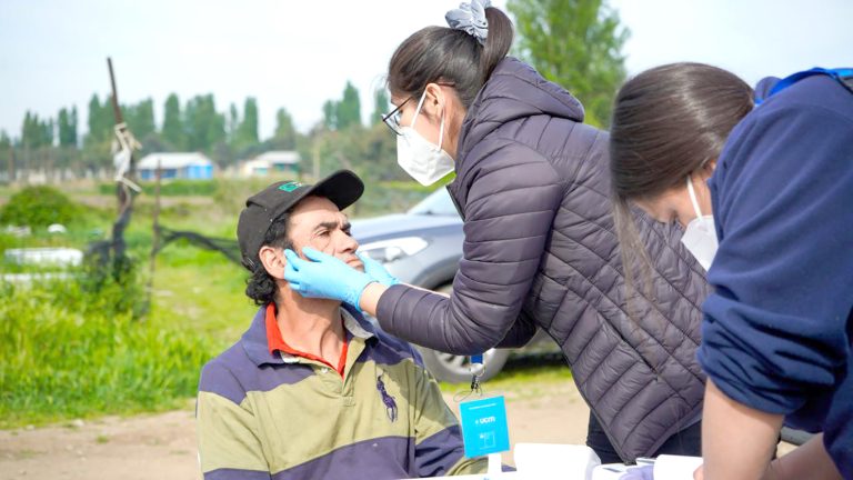 Atenciones de la “Ruta Médica” llegan a Linares