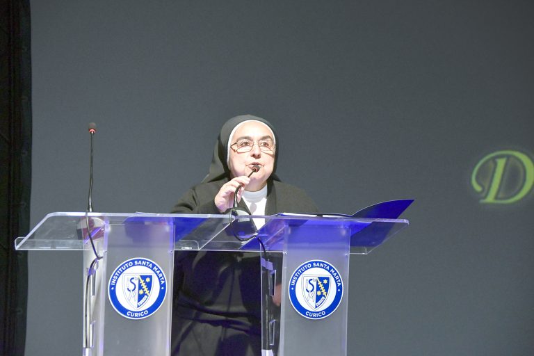 Instituto Santa Marta de Curicó: 75 años  evangelizando a través de la educación