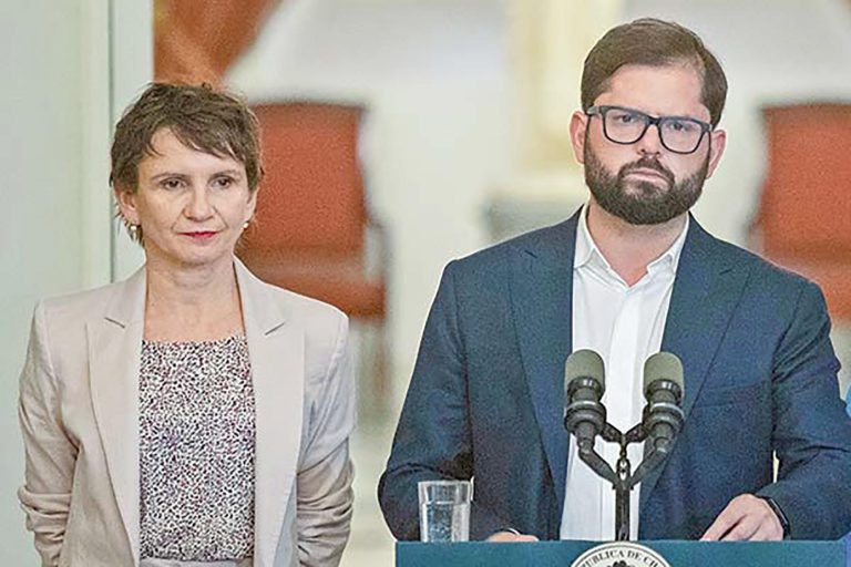 Rechazo transversal ante anuncio de acusación  constitucional contra el Presidente Gabriel Boric