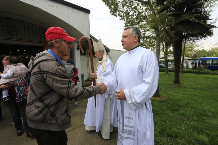 En emotiva eucaristía asumió nuevo administrador parroquial en San Rafael