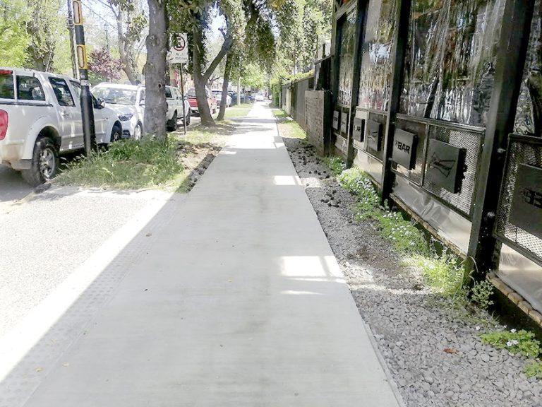 Importantes avances presentan faenas de reposición de veredas