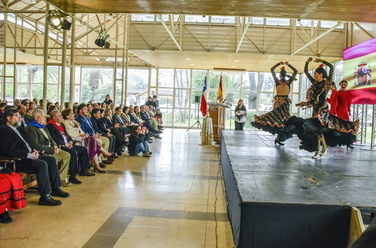 Colectividad española en Curicó conmemoró el Día de la Hispanidad
