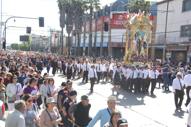 Este domingo se realiza la tradicional Procesión de la Virgen del Carmen
