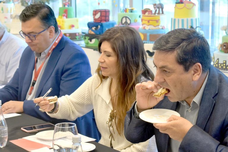 Tras una evaluación “a ciegas” eligen a la mejor torta curicana