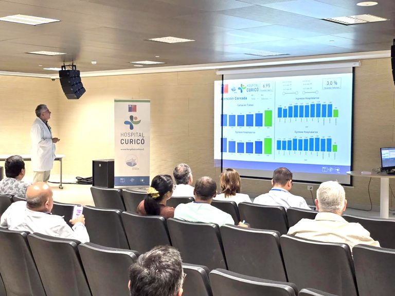 En asamblea médicos del Hospital de Curicó  plantearon sus principales preocupaciones