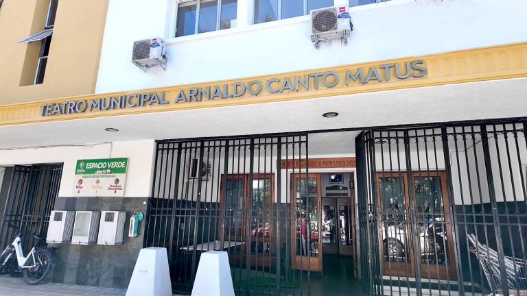 Teatro Municipal de Molina lleva el nombre de querido animador local