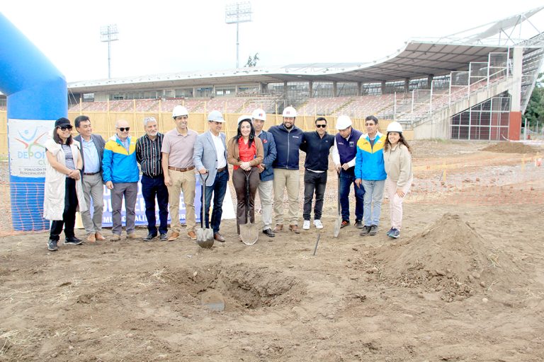 Parten obras para terminar estadio La Granja de Curicó