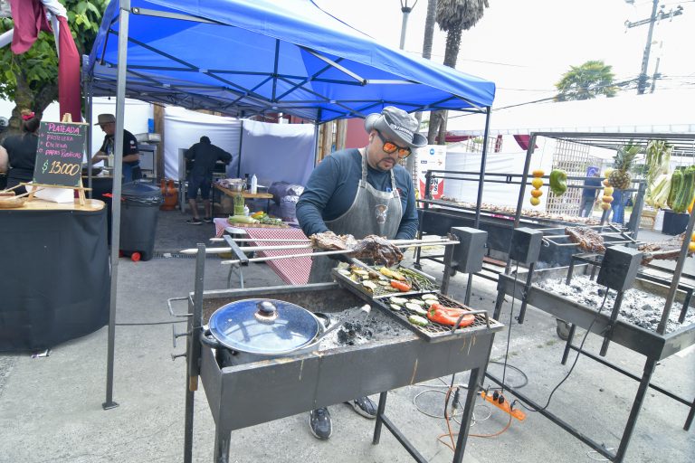 Romeral vive hoy la última jornada de la Feria Gastronómica de la Plateada