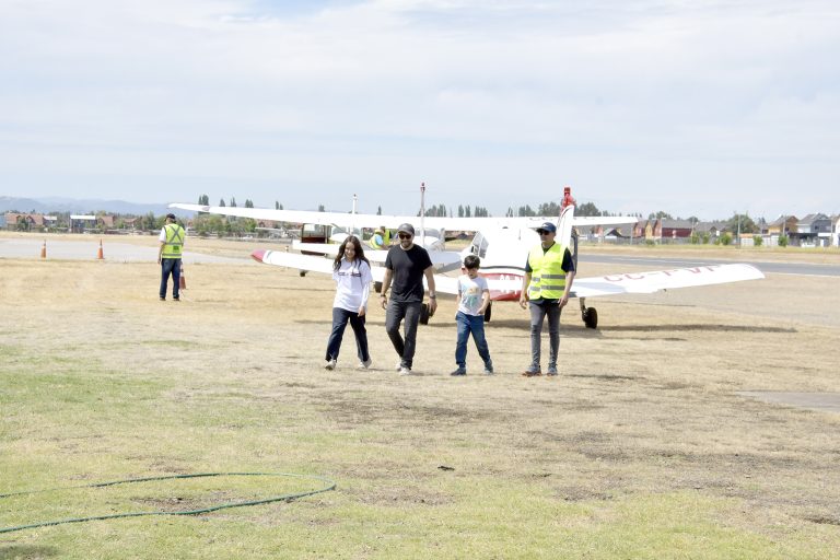 Masiva participación en el Festival Aéreo organizado por el Club Aéreo de Curicó
