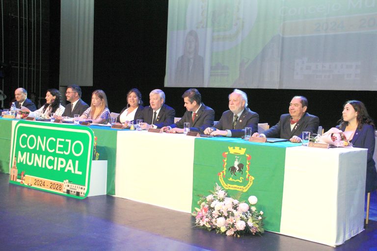 George Bordachar Sotomayor asumió como alcalde de Curicó en una solemne ceremonia