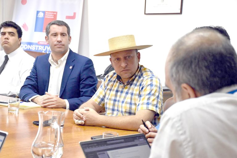 Sagrada Familia: Alcalde expuso déficit habitacional que presenta dicha comuna