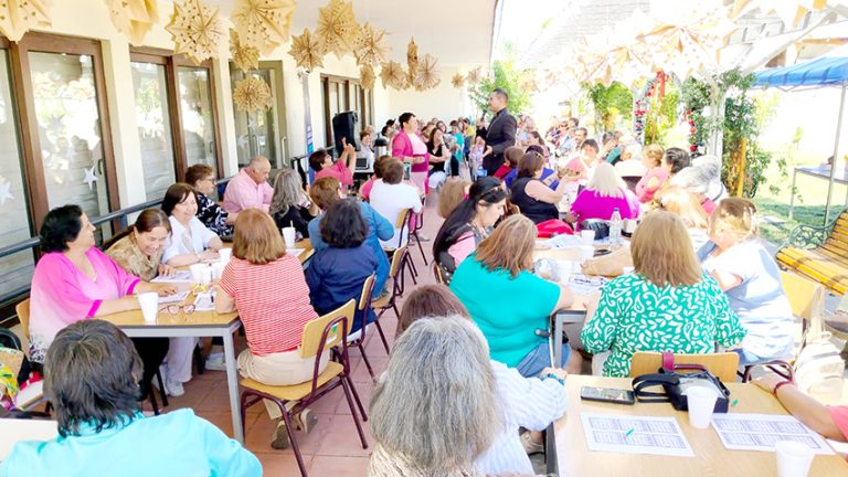 Masiva actividad convocó a adultos mayores en Talca