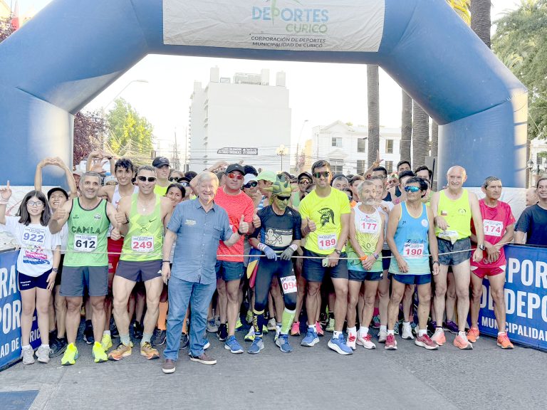 Juan quijada y johanna rivas los más Rápidos de la “san silvestre curicana”