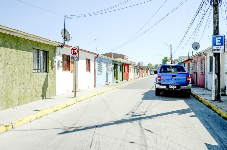 Vecinos de la población Luis Cruz Martínez  siguen esperando solución por plaga de termitas