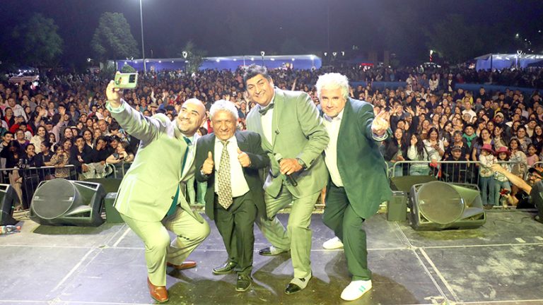 Garras de Amor y artistas locales dijeron “Bienvenido Verano” en la Plaza de Lontué