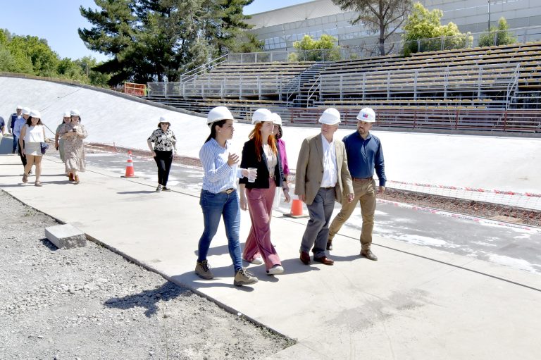 Ministra (s) del Deporte inspeccionó las obras en el velódromo Manuel Gallardo