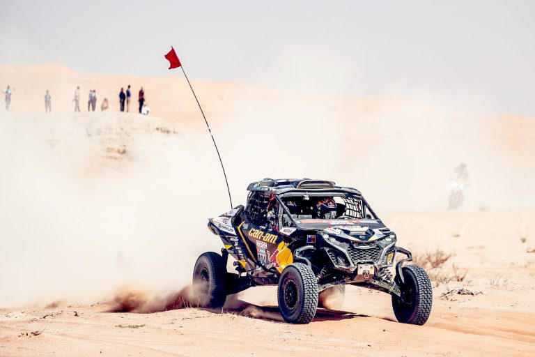 “Chaleco” logra su quinta victoria  y se consolida en el tercer lugar