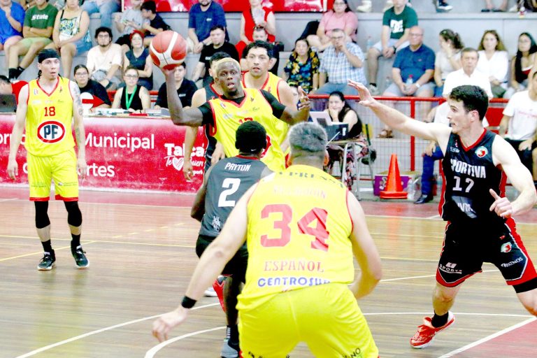 Deportivo Español busca su primera victoria  en la Liga Nacional ante Universidad Católica