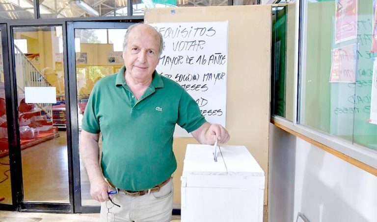 Santa Cruz es la primera opción que se  baraja para que Curicó Unido haga de local