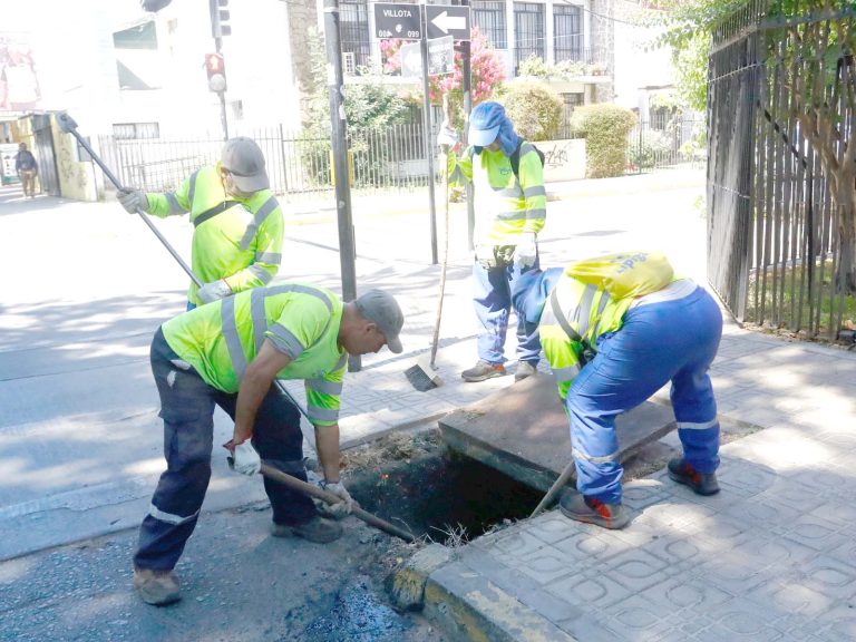Municipio adelanta trabajos de limpieza de sumideros