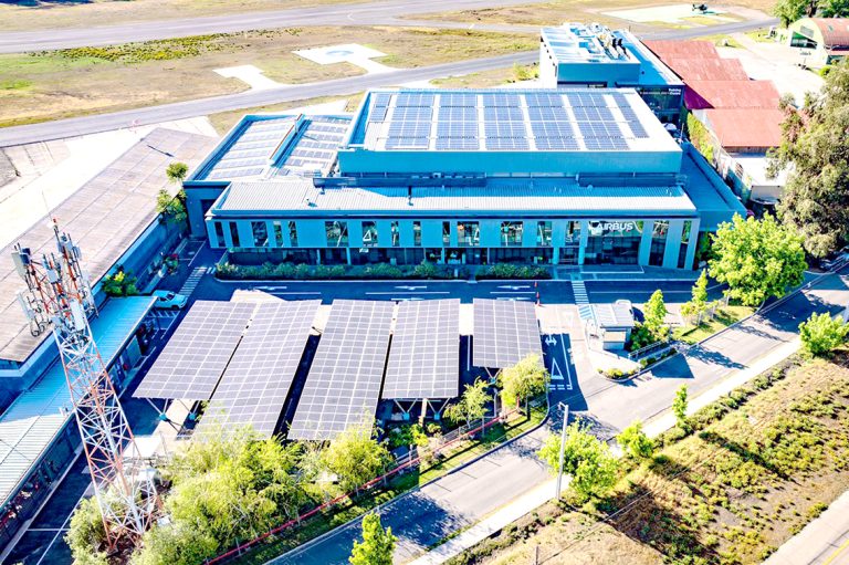 Parlamentarios piden claridad en demora de pago a proveedor por helicóptero de Carabineros