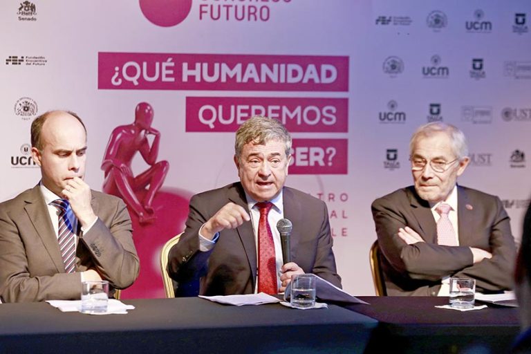 “Agroindustria Responsable” y “Quién Decide”  en la democracia de la tecnología e información