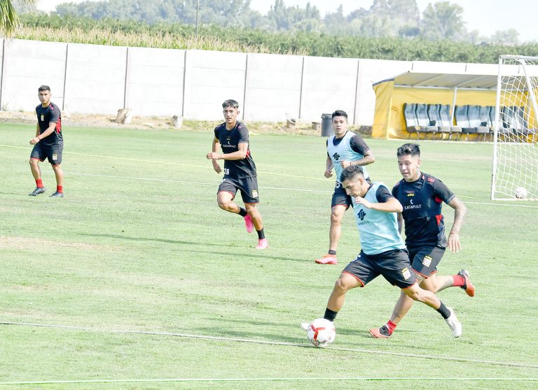 Mañana juega el Curi en Santa Cruz