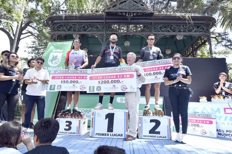 Hugo Ramírez y Catalina Lorca  brillaron en los 42K de la Maratón de Patín Carrera