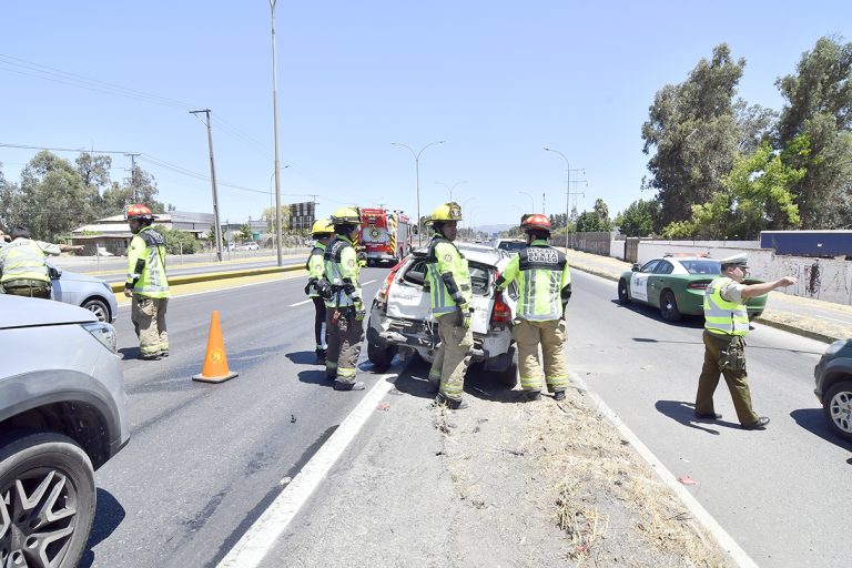 Tres menores resultaron con lesiones leves en colisión múltiple