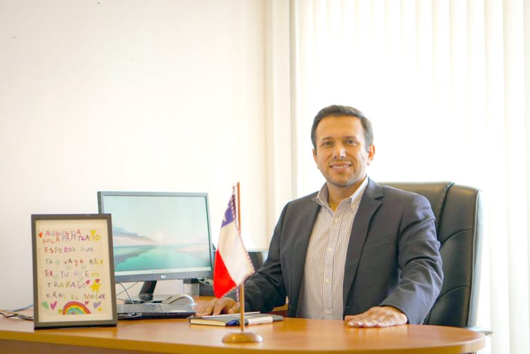 “Debemos  trabajar con  una mirada  innovadora,  transversal y  colaborativa”