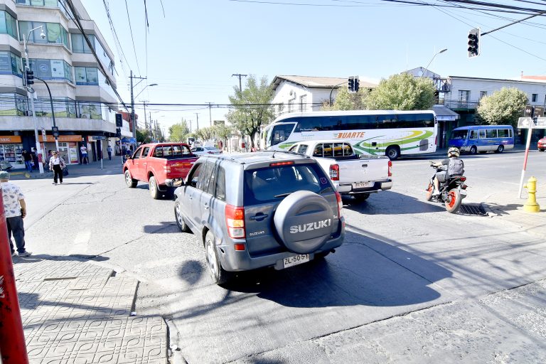 14 regiones en Toque de Queda