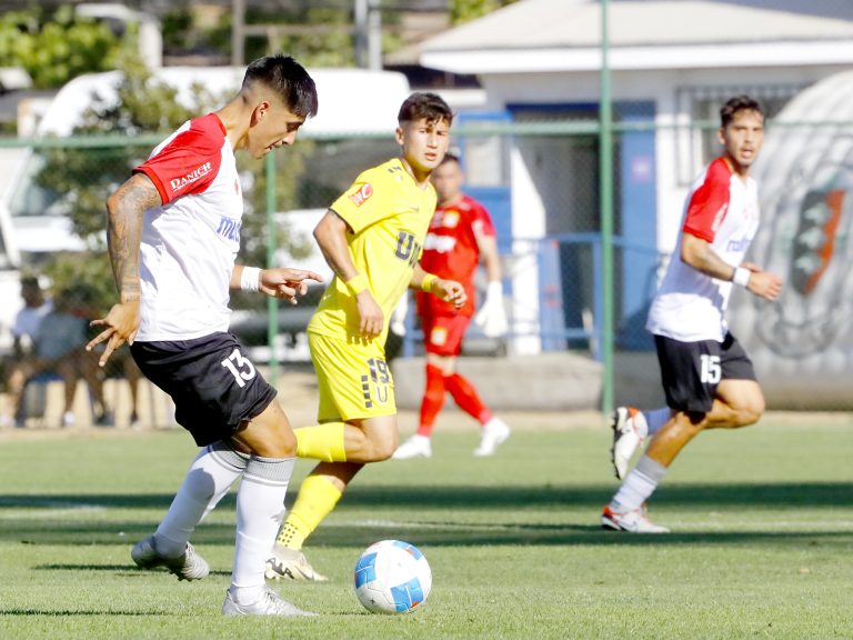 El estreno albirrojo en el Joaquín Muñoz García