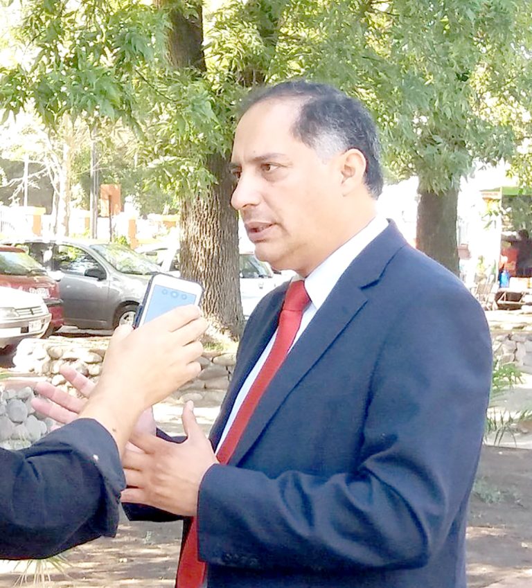 “Los socialistas tenemos la esperanza que Michelle  Bachelet sea candidata a la presidencia de Chile”