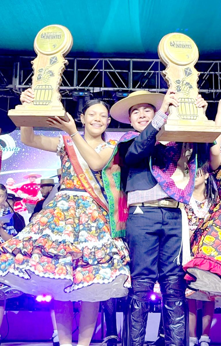 Niños curicanos son nuevos campeones nacionales de cueca