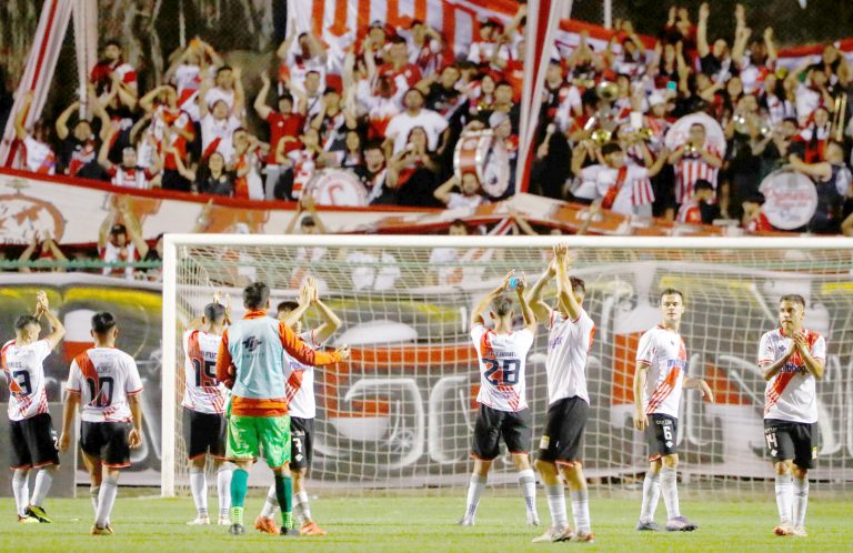 Albirrojos a la cancha a las 20:30 hora
