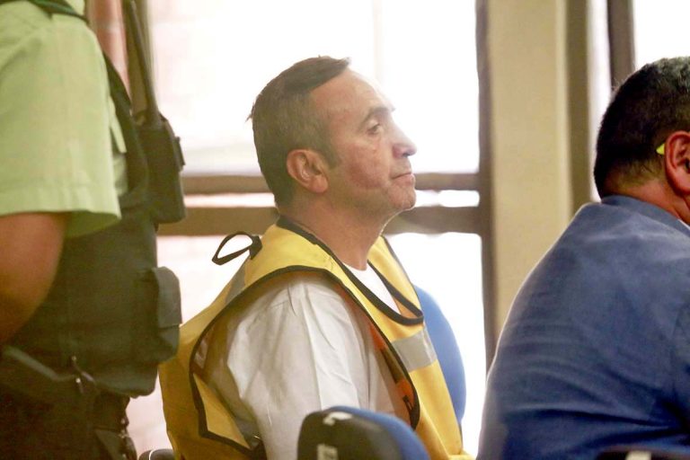 Tribunal determina revocar prisión preventiva del diputado Pulgar