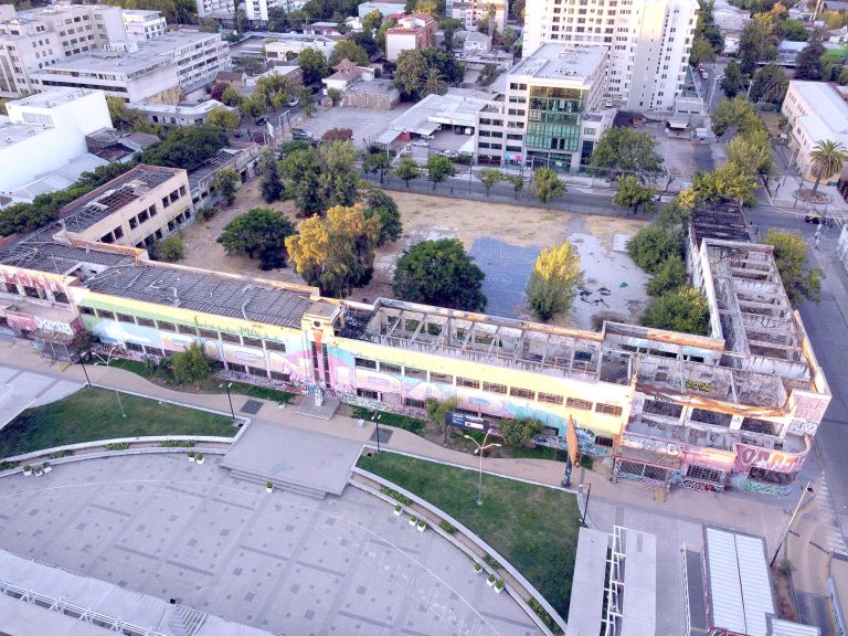 Escuelas Concentradas se convirtió en foco de delincuencia, drogadicción y alcoholismo en pleno centro de Talca