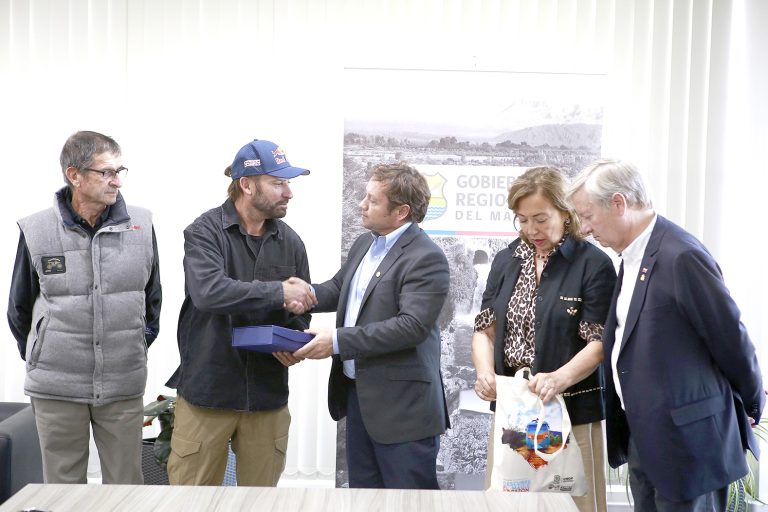 GORE Maule entregó reconocimiento a Francisco “Chaleco” López