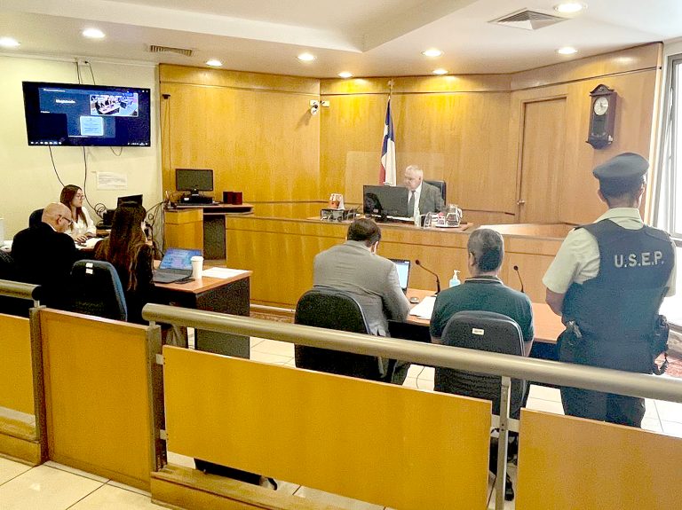 Con prisión preventiva queda sujeto por  delitos de robo con homicidio e incendio