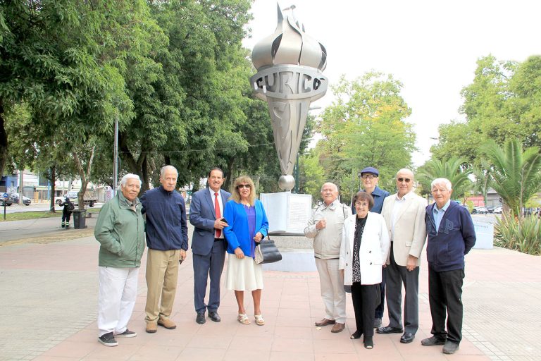 Profesores normalistas se reencontraron en Curicó